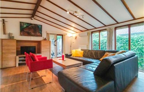 Χώρος καθιστικού στο Stunning Home In Sint-Annaland