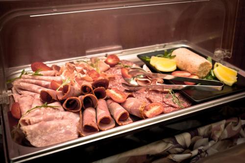 Mad på hotellet eller i nærheden