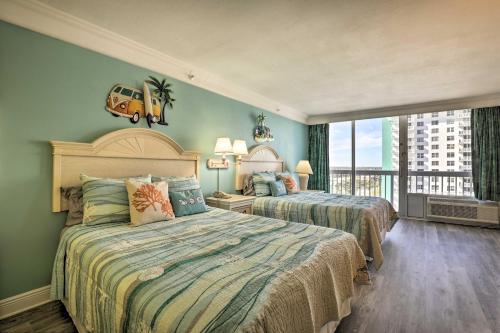 Galeriebild der Unterkunft Ocean-View Daytona Beach Resort Retreat with Balcony in Daytona Beach