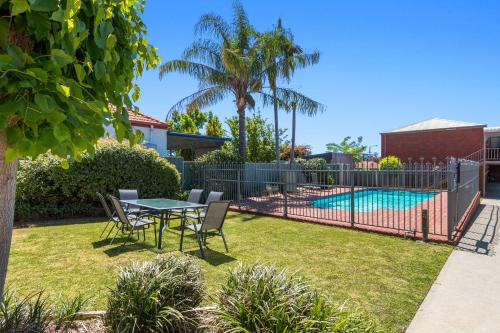 Imagen de la galería de Burke And Wills Motor Inn Swan Hill, en Swan Hill