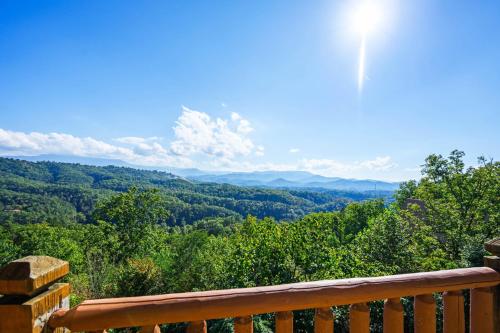 Peaks of Blue with Hot Tub and Theater Room photo 8