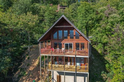 Peaks of Blue with Hot Tub and Theater Room photo 10
