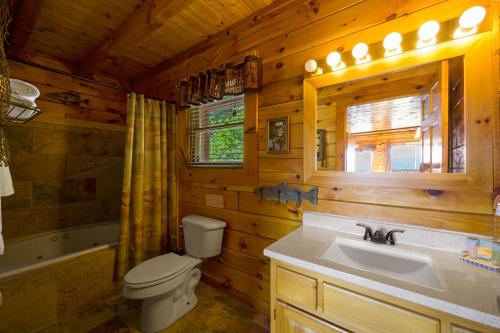 Peaks of Blue with Hot Tub and Theater Room photo 33