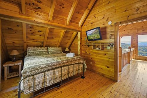 Peaks of Blue with Hot Tub and Theater Room photo 37