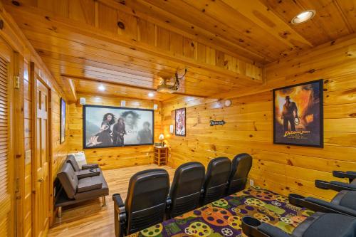Peaks of Blue with Hot Tub and Theater Room photo 56