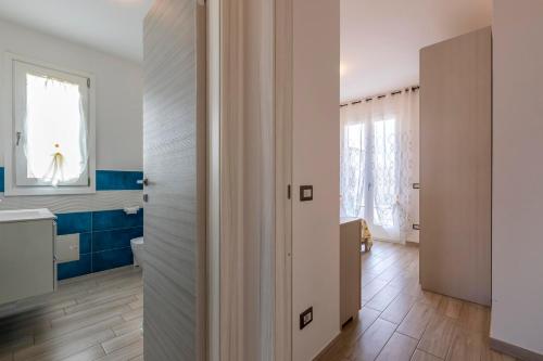 A bathroom at Ionio apartment