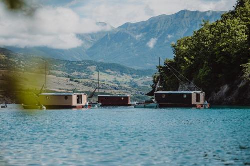 Les Toues Cabanées du lac – Photos 2