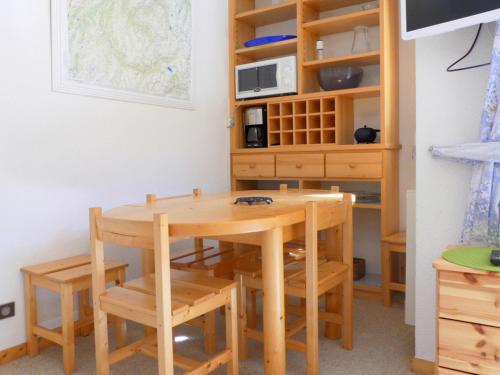 Jadalnia w apartamencie