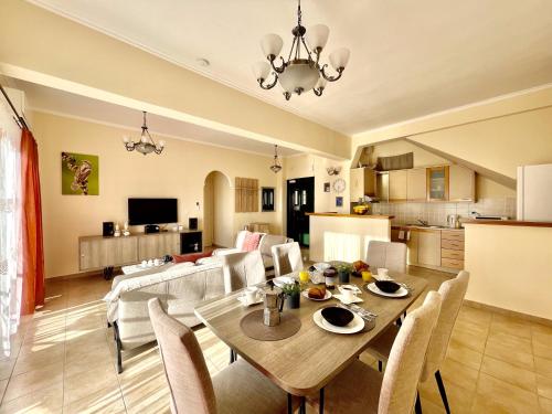 Nissaki Jonas Apartment