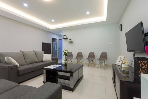 Μια τηλεόραση ή/και κέντρο ψυχαγωγίας στο Hin Loi Homes