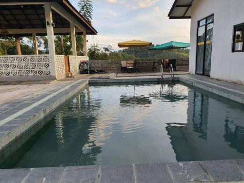 Kolam renang di atau dekat dengan Neblina House