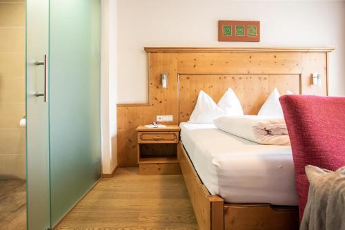 Cama o camas de una habitación en Hotel Zum Hirschen