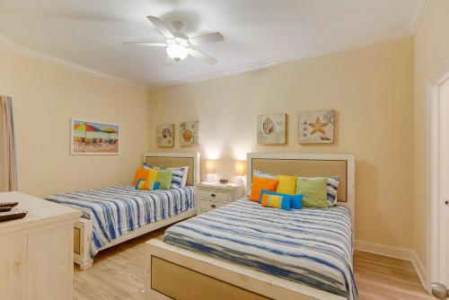 Cama o camas de una habitación en The Oasis at Orange Beach Unit 2114 (formerly Phoenix West II)