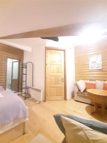 Una cama o camas en una habitación de Sanli