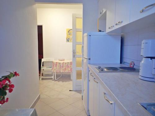 Apartment Nata with beautiful sea view
