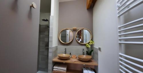 Ett badrum på Bel Aujourd'hui Spa Sauna