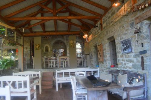 Restaurace v ubytování Nikos & Ioulia