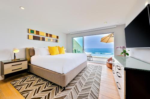 Encinitas Seabluffe Oceanfront Condo – Photos 4