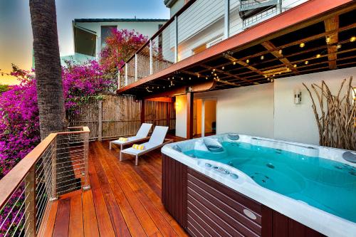 Malibu Beach House Perfection – Photos 3