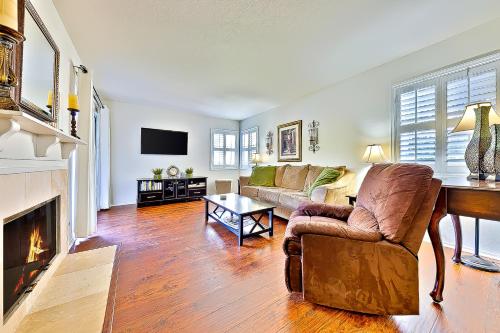 Ritz Point Condo – Photos 5