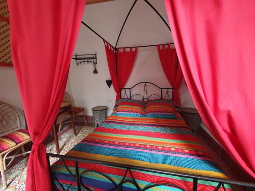 Riad Sidi Magdoulにあるベッド