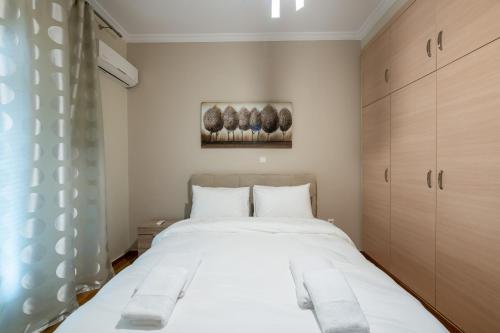 2bed renovated flat close to Ampelokipoi metro