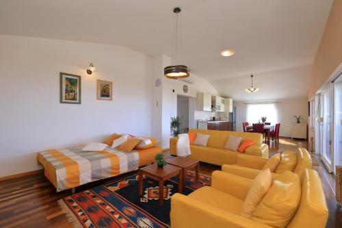 Vanda Land penthouse