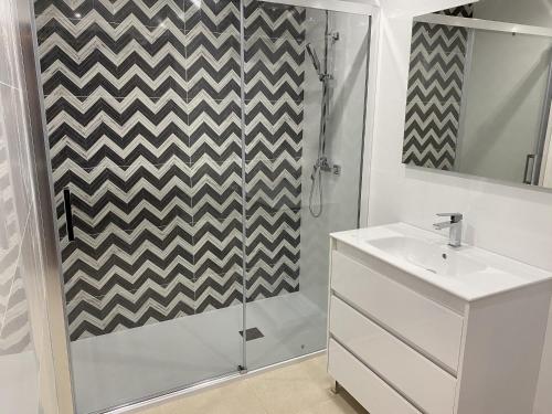 Et badeværelse på Chalet Grecia Inmomart