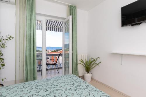 Apartment & rooms Ivica