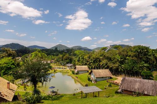 Landskap semula jadi dekat dengan lodge