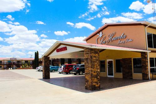 La Huerta Inn & Suites – Photos 4