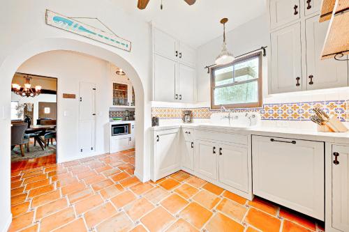 Spanish Perfection & Studio – Photos 5