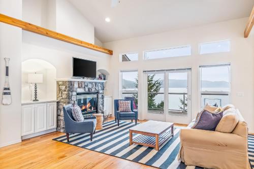 Driftwood Luxury – Photos 2