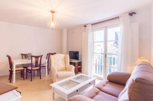 El Salvador City Center Suite by Valcambre