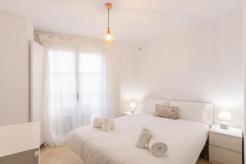 El Salvador City Center Suite by Valcambre