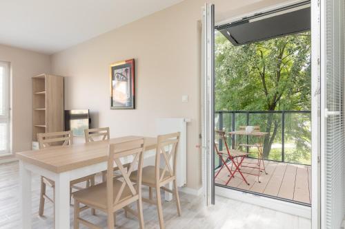 Balkón alebo terasa v ubytovaní Metro Wilanowska Comfortable Apartment