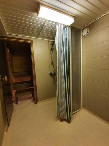 Jääskän Loma Ratatie 3 asunto 4, Kauhava tesisinde bir banyo