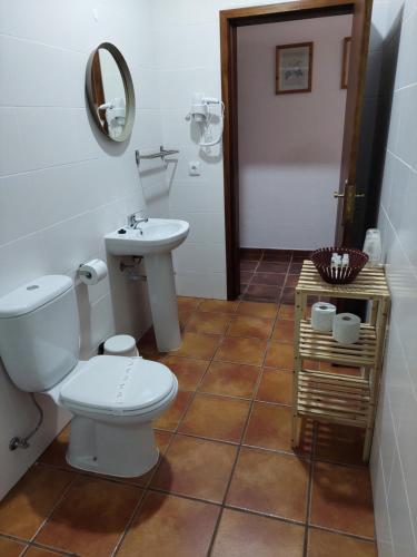 Ett badrum på Moira - Alojamento Local