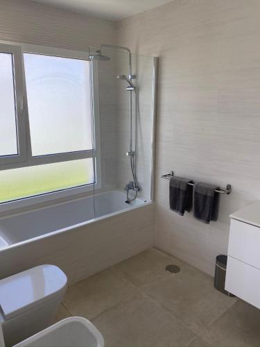 Villa Ashdene - luxury modern villa with large heated pool wifi uk tv bar & BBQ