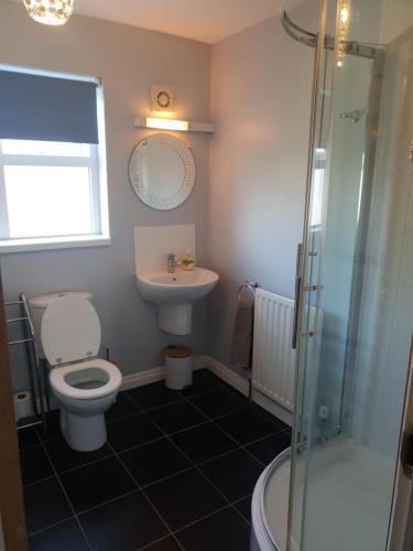 Gallery image of Home from Home 3 bedroom pier front stay in Donaghadee