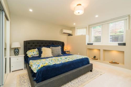 Remodeled 2-Bedroom Unit in Fremont w/ Luxe Bathrooms_2