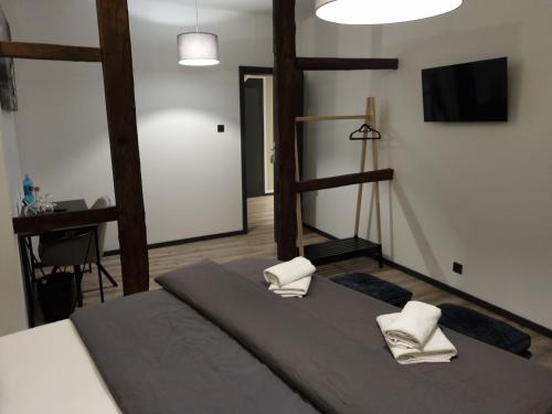 Ένα ή περισσότερα κρεβάτια σε δωμάτιο στο Hotel Zur Krone