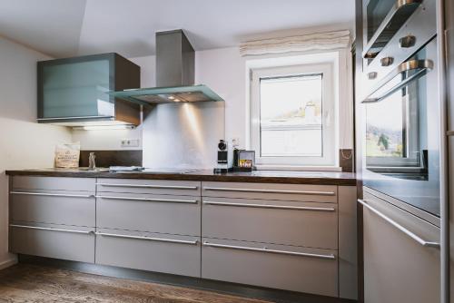 Dapur atau dapur kecil di Der Gletscherblick by Alpin Rentals - incl Summercard