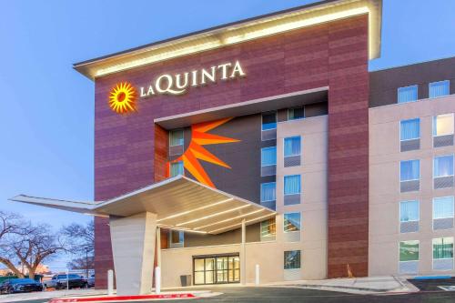 a rendering of the front of a hotel at La Quinta by Wyndham Lubbock West Medical Center in Lubbock