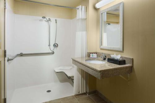 Gallery image of Roosevelt Grand Dakota SureStay Collection by Best Western in Dickinson