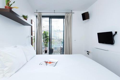 ロンドンにあるStylish 2 Bedroom Flat with Balcony in Londonのギャラリーの写真