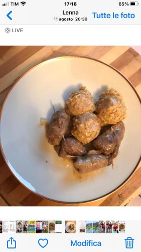 a picture of a plate of meatballs at Bed & Breakfast Casa Marinella in Lenna