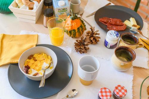 B&Bの敷地内または近くでの食事または食べ物