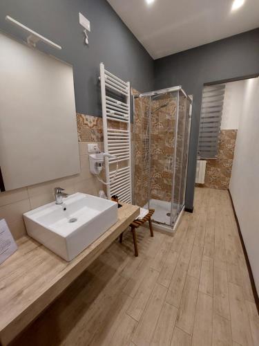 Ванная комната в LUSSUOSAMENTE Luxury B&B