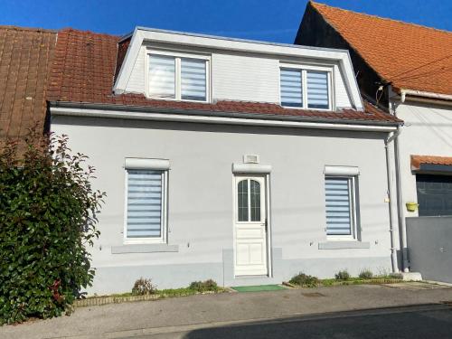 Foto Maison de village avec jardin 15mn des plages, wifi, 2 chambres, jardin 6